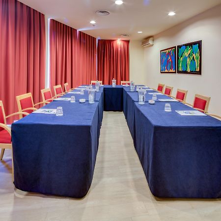 Holiday Inn Express Parma By Ihg Esterno foto