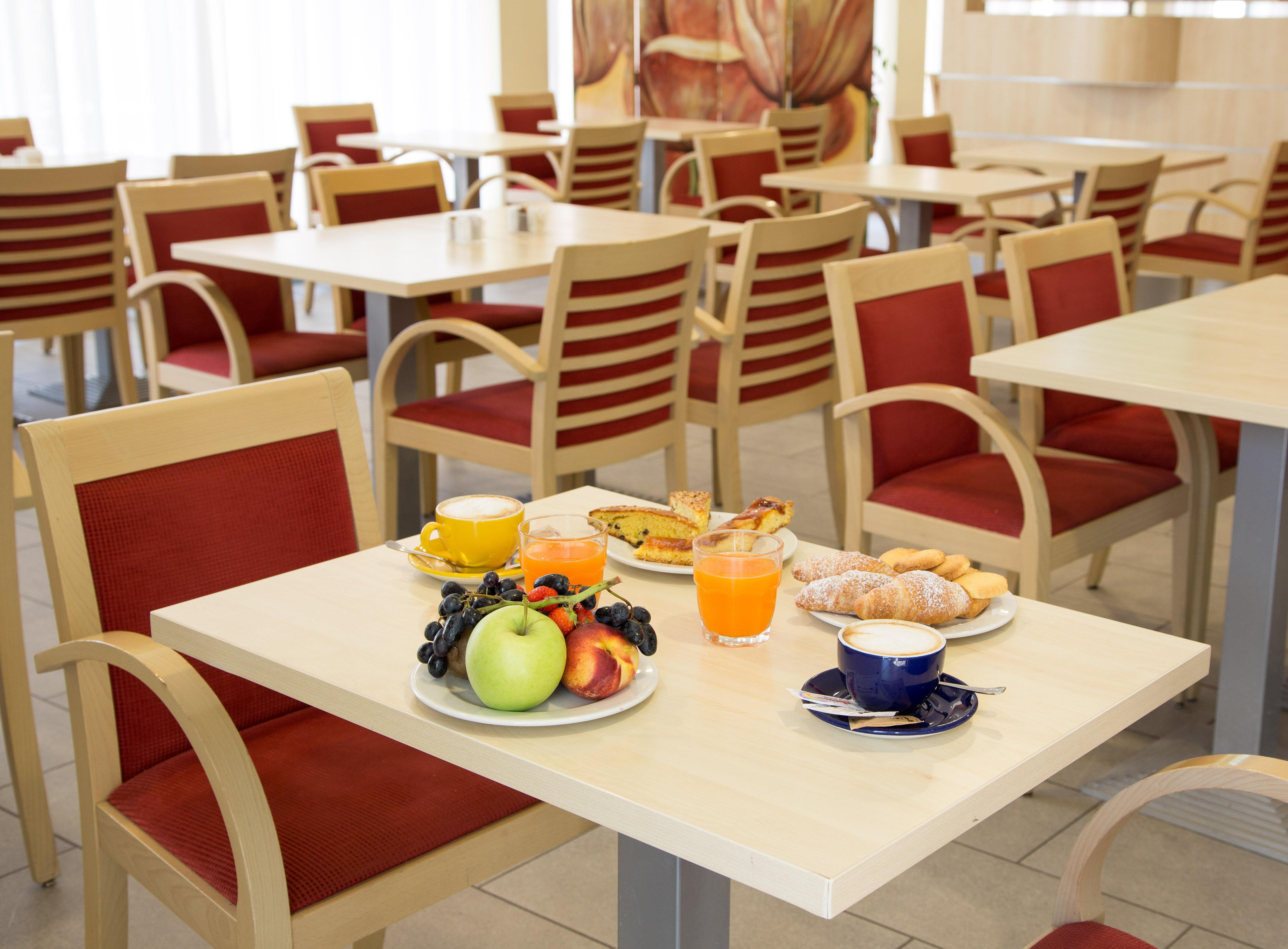 Holiday Inn Express Parma By Ihg Esterno foto