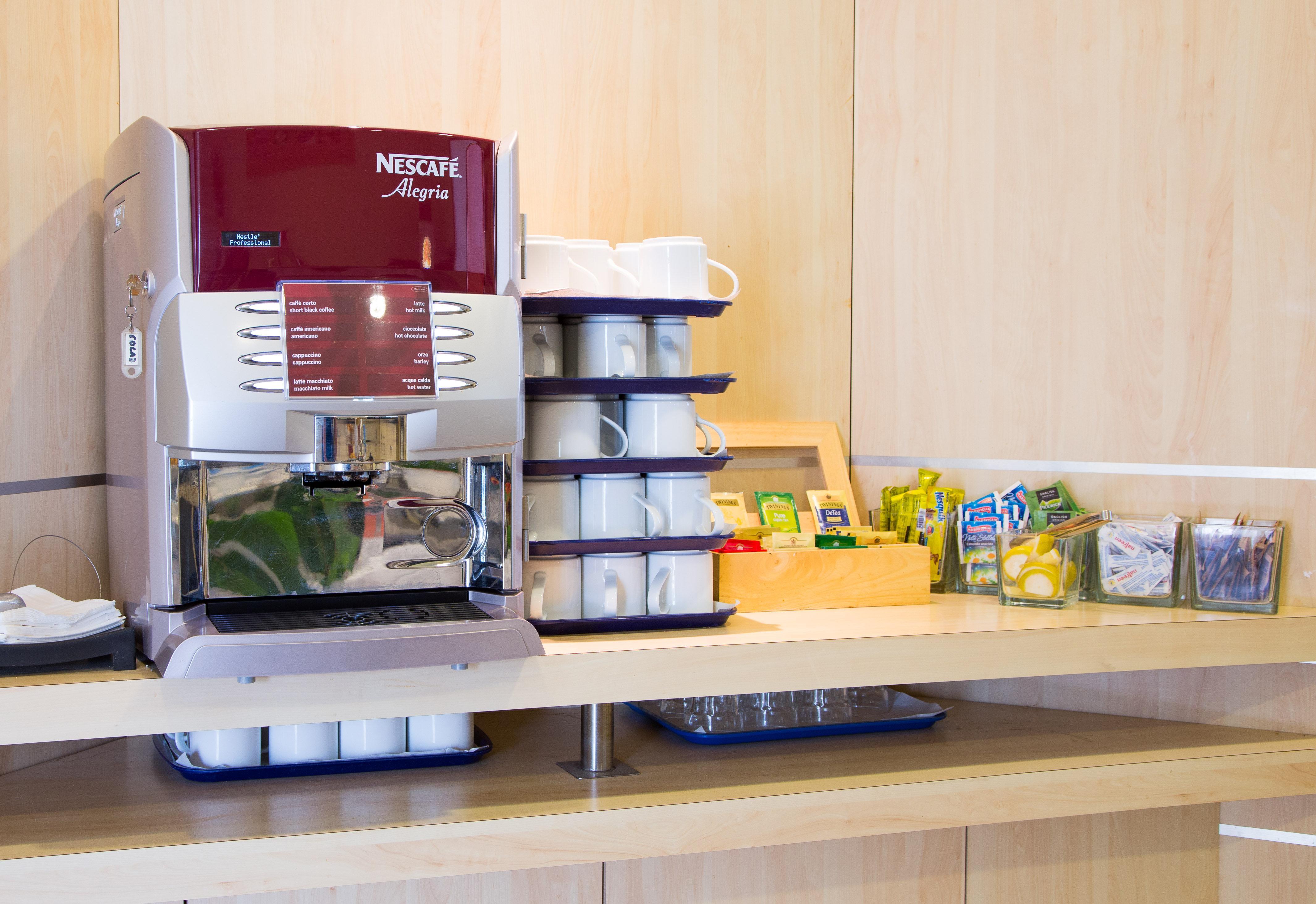 Holiday Inn Express Parma By Ihg Esterno foto