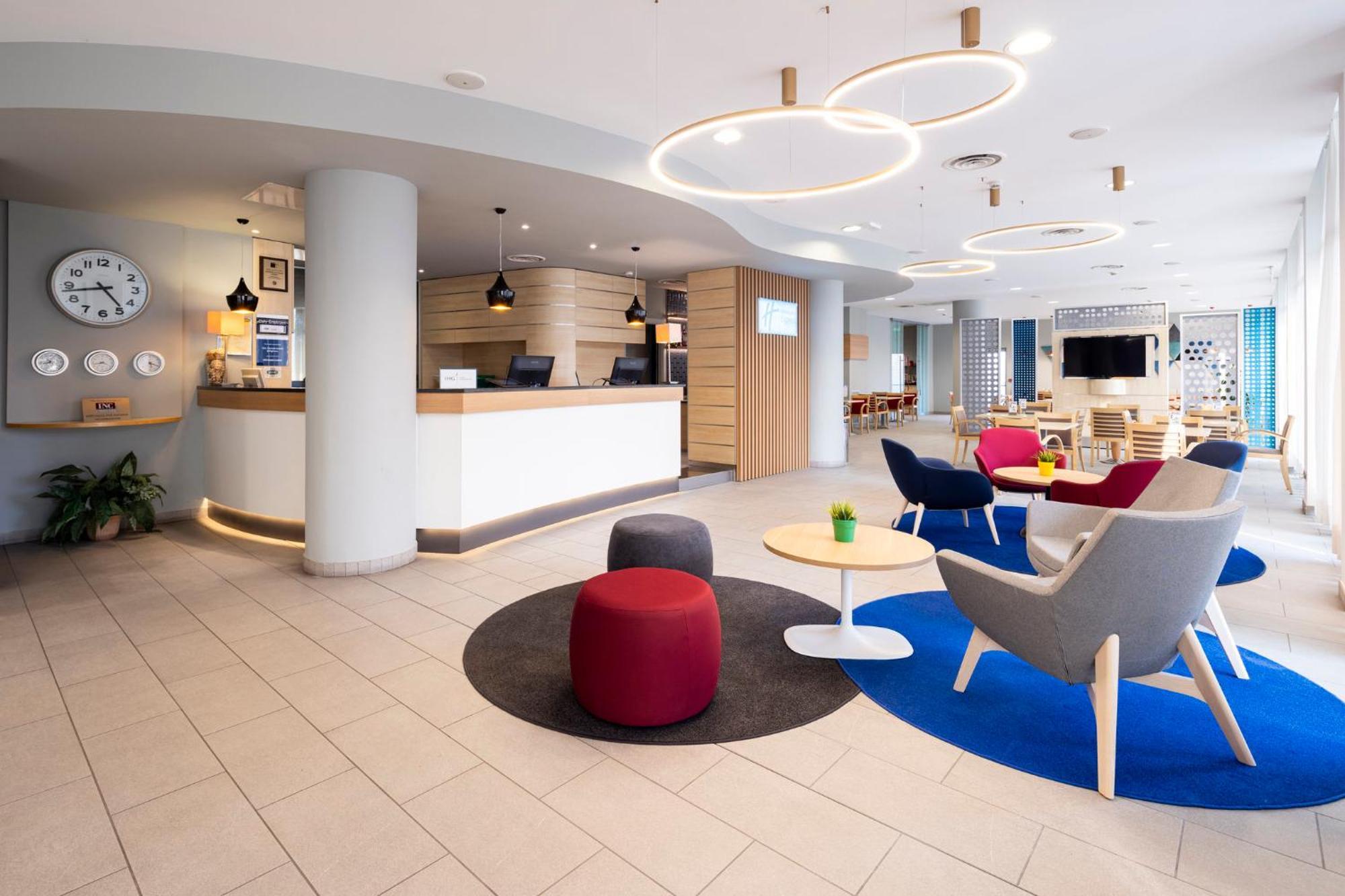 Holiday Inn Express Parma By Ihg Esterno foto